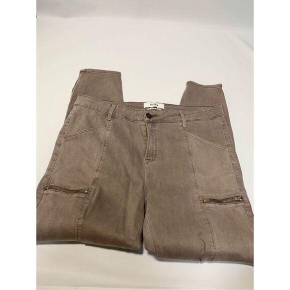 Pistola washed tan denim cargo ankle pants size 32 ￼ - Picture 1 of 10